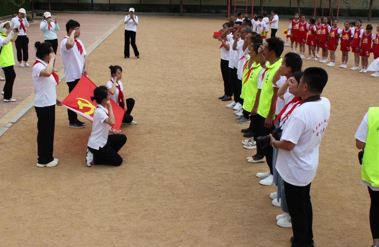 第234所 辽宁省锦州市义县瓦子峪镇  乐竞体育_乐竞体育中国一站式服务官网
常凤秋小学