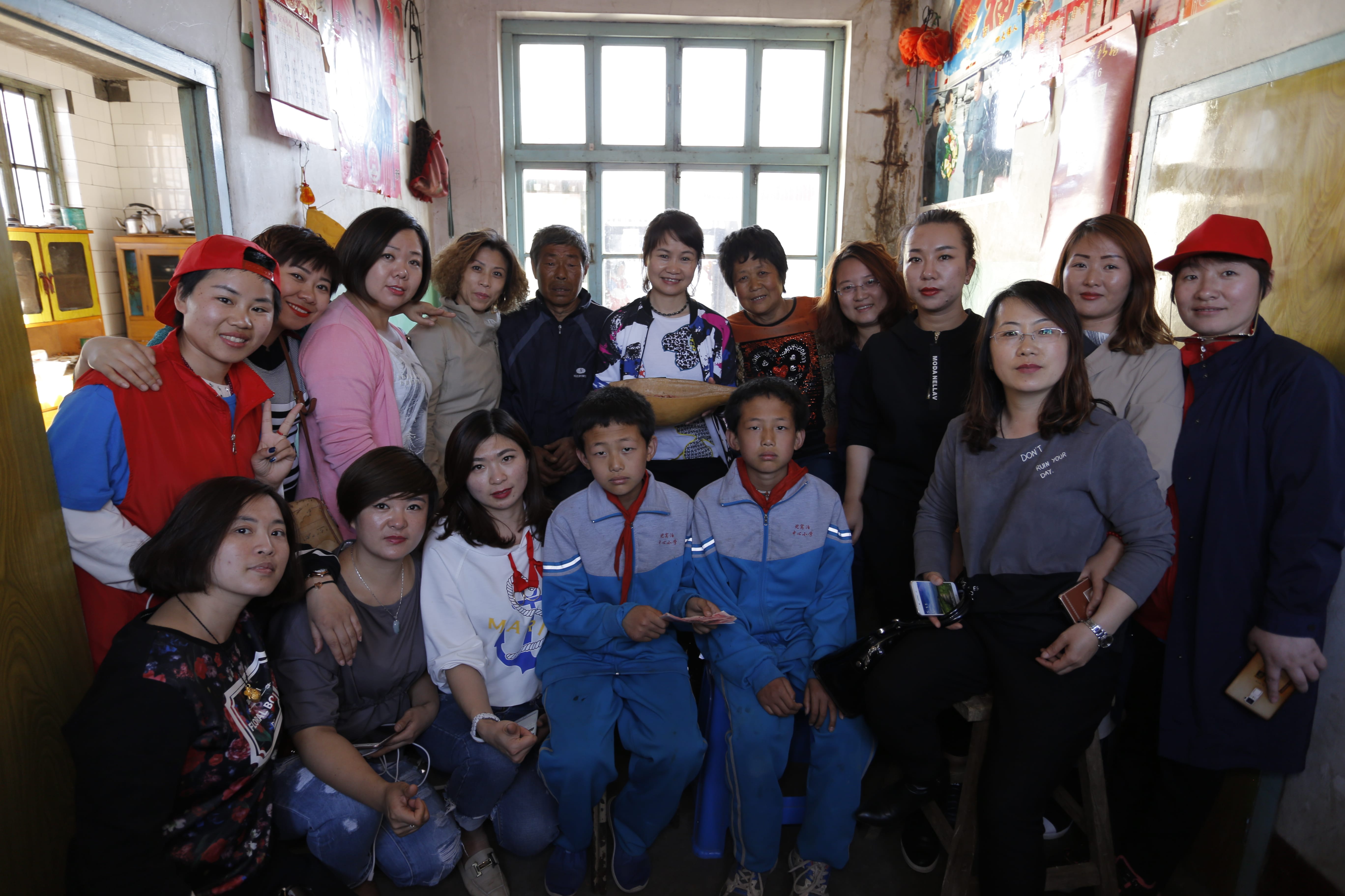 第83所 栖霞市蛇窝泊乐竞体育_乐竞体育中国一站式服务官网
马金荣小学