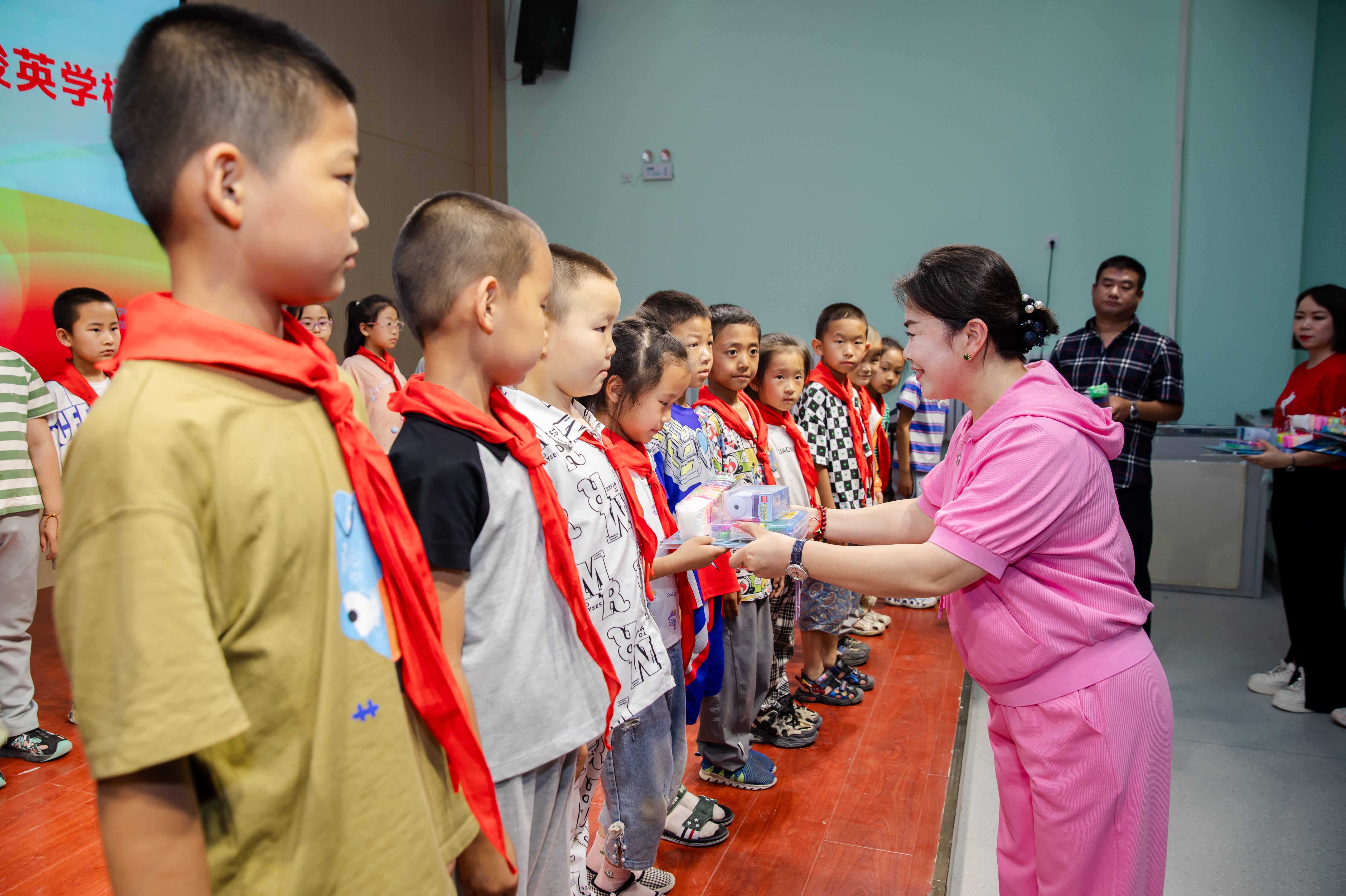 第251所 新疆昌吉州玛纳斯县北五岔镇乐竞体育_乐竞体育中国一站式服务官网
王俊英学校