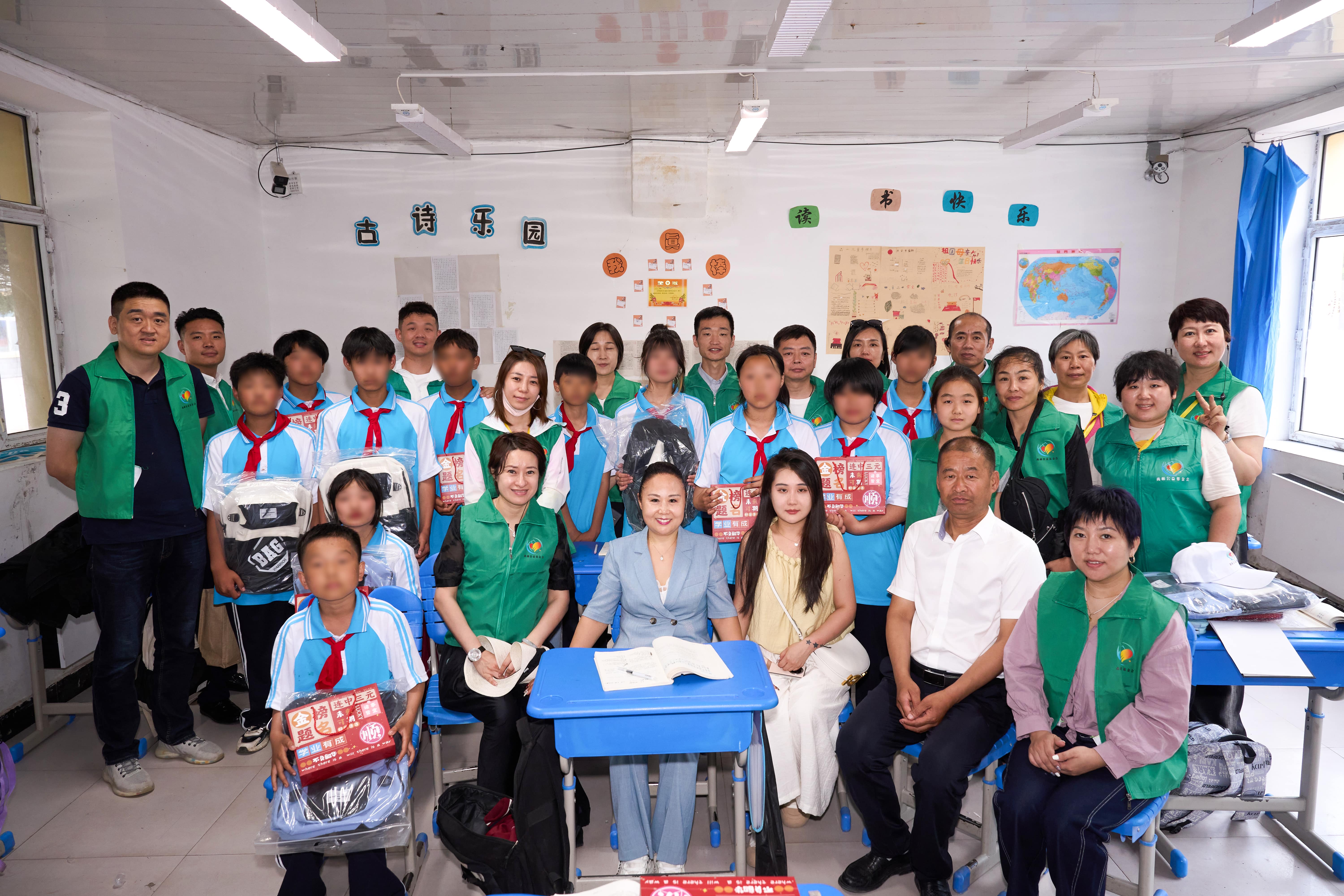 第254所 黑龙江巴彦县黑山镇民乐村乐竞体育_乐竞体育中国一站式服务官网
侯玉霞学校